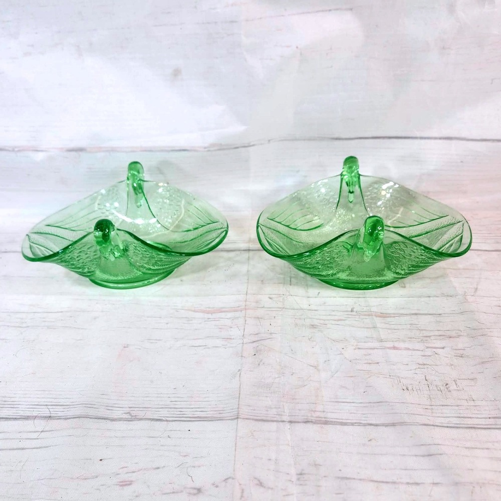 Vintage Fenton Uranium Green Swan Handled Candy Dish Set‎ of 2